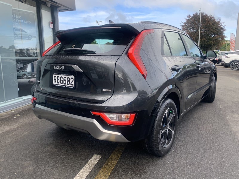 2025 Kia Niro Phev Earth Phev/6Am image 3