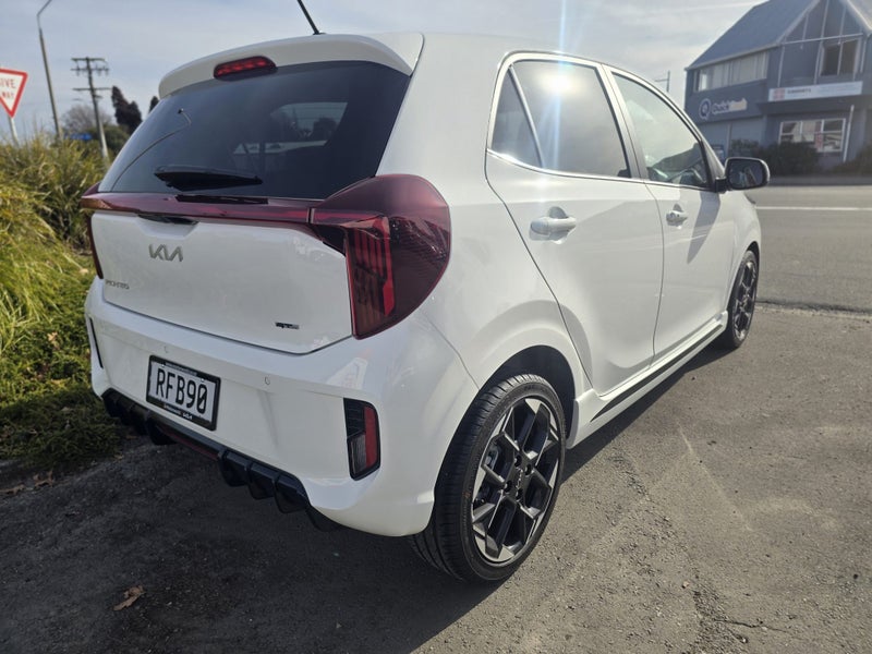 2025 Kia Picanto GT-Line 1.2P Auto - image 4