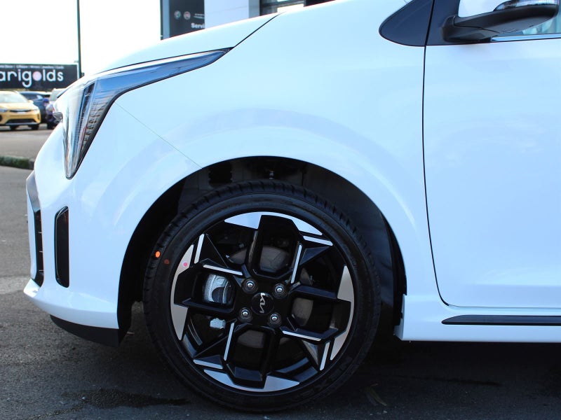 2025 Kia Picanto GT-Line image 2