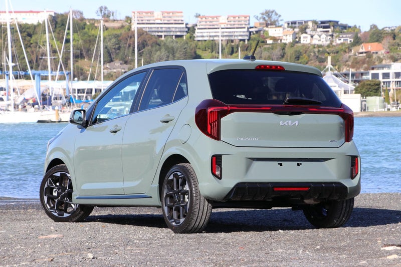 2025 Kia Picanto Gt-Line image 2