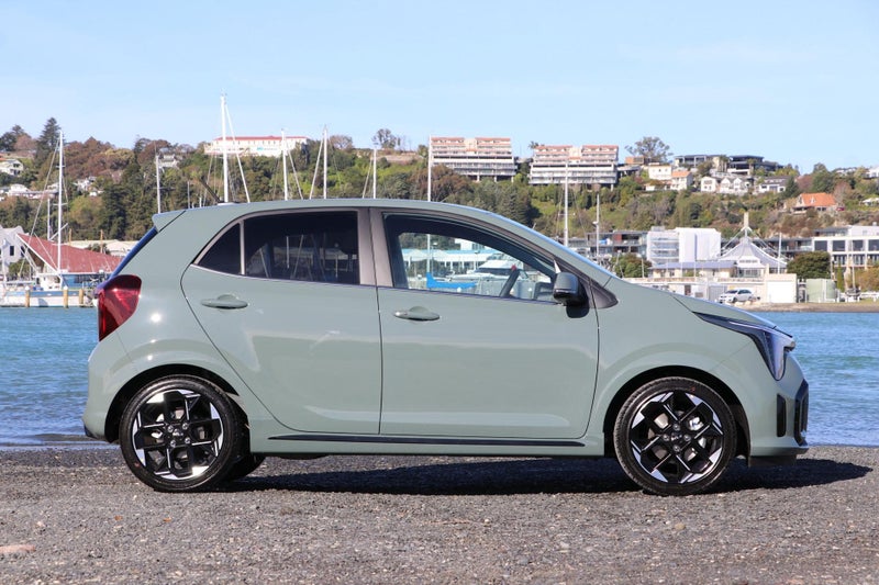 2025 Kia Picanto Gt-Line image 3