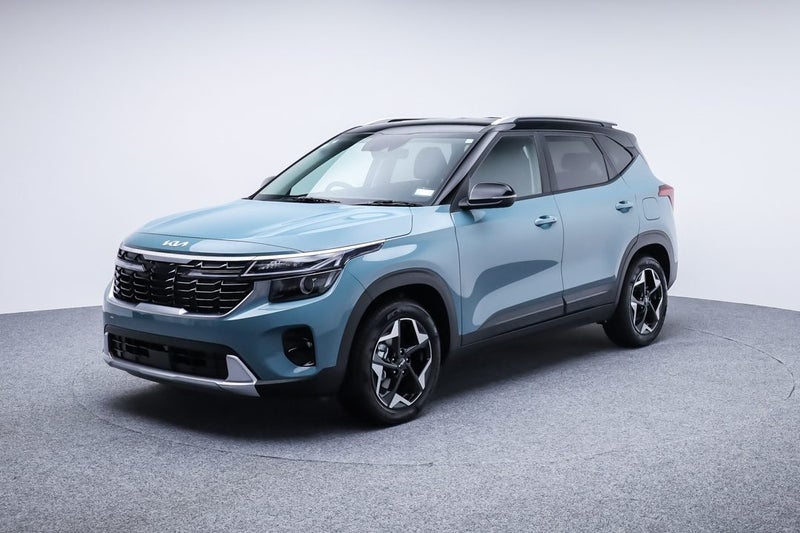 2025 Kia Seltos EX 2.0 Petrol ( 2Tone )** image 3