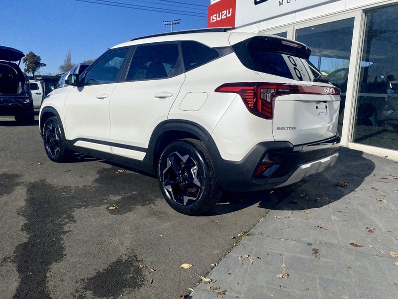 2025 Kia Seltos EX 2.0 Petrol auto image 3