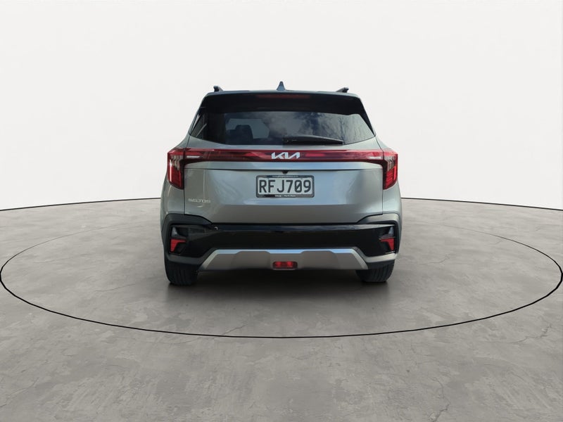 2025 Kia Seltos EX 2.0L FWD image 5