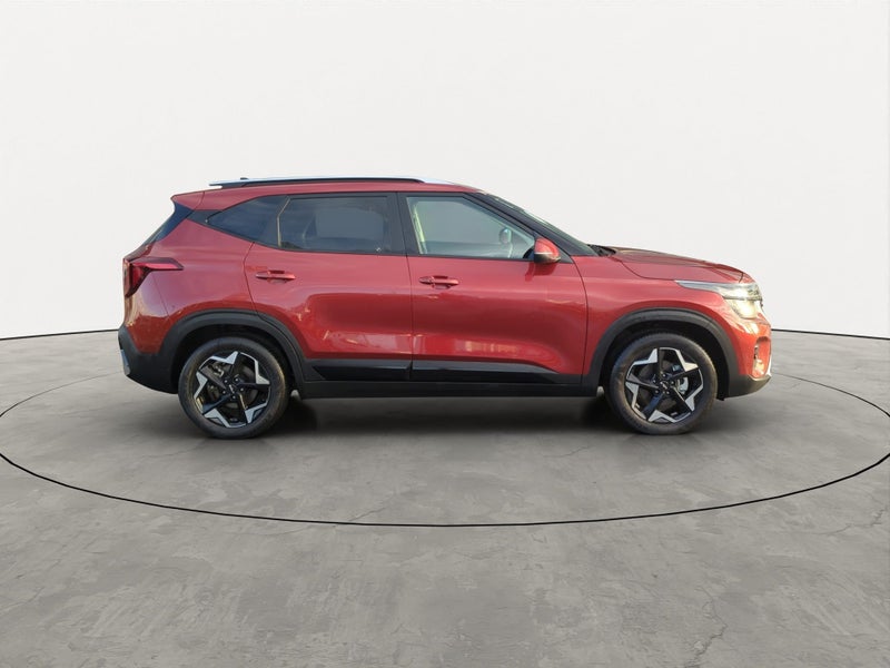 2025 Kia Seltos EX 2.0L FWD image 3
