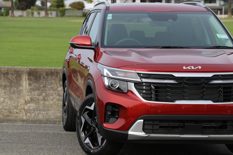 2025 Kia Seltos EX 2.0P image 5