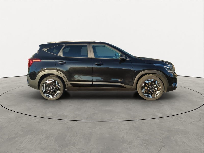 2025 Kia Seltos Limited 2L FWD image 3