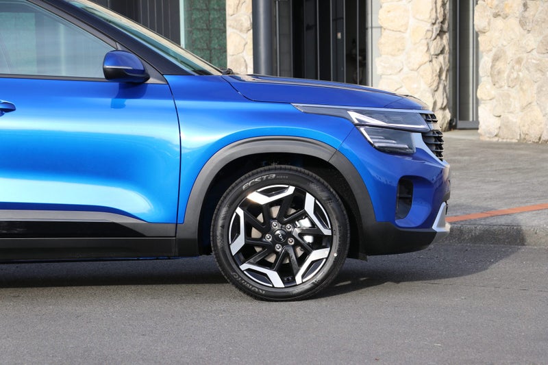 2025 Kia Seltos LTD 2.0 image 4