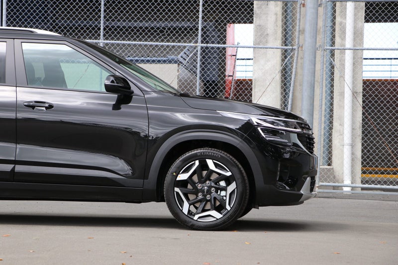 2025 Kia Seltos LTD 2.0 image 5
