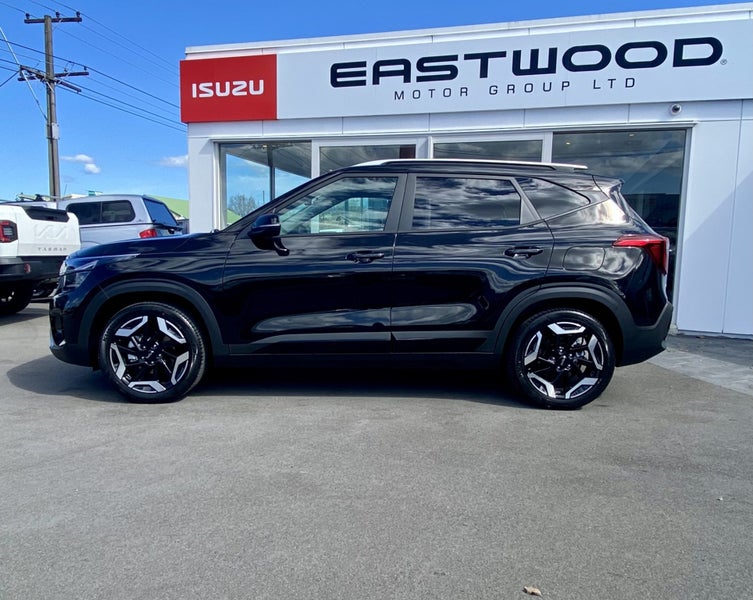 2025 Kia Seltos LTD 2.0 Gasoline IVT image 2