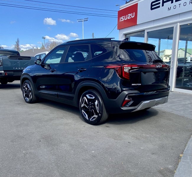 2025 Kia Seltos LTD 2.0 Gasoline IVT image 3