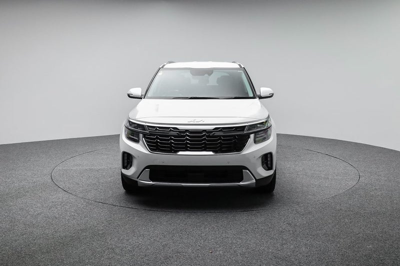 2025 Kia Seltos LTD 2.0 IVT image 2