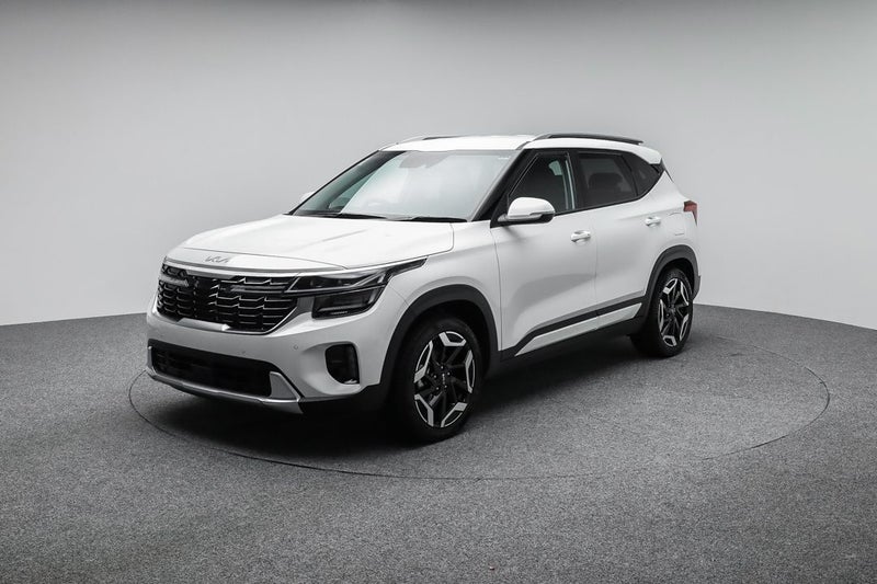 2025 Kia Seltos LTD 2.0 IVT image 3