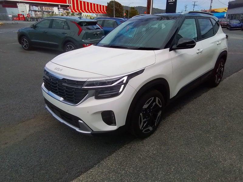 2025 Kia Seltos Ltd image 3
