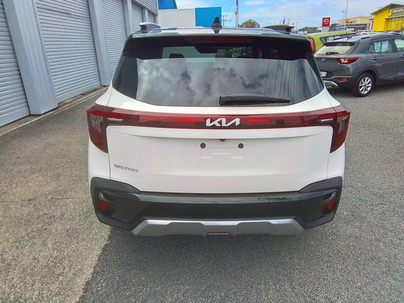 2025 Kia Seltos Ltd image 5