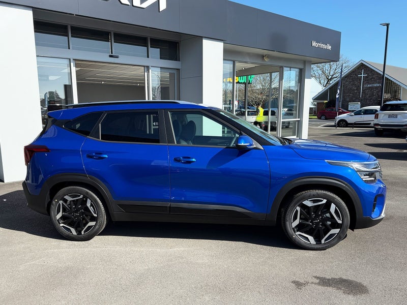 2025 Kia Seltos LTD image 3