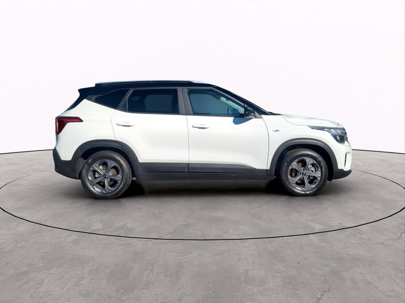 2025 Kia Seltos LX 2 Tone 2L Auto image 3