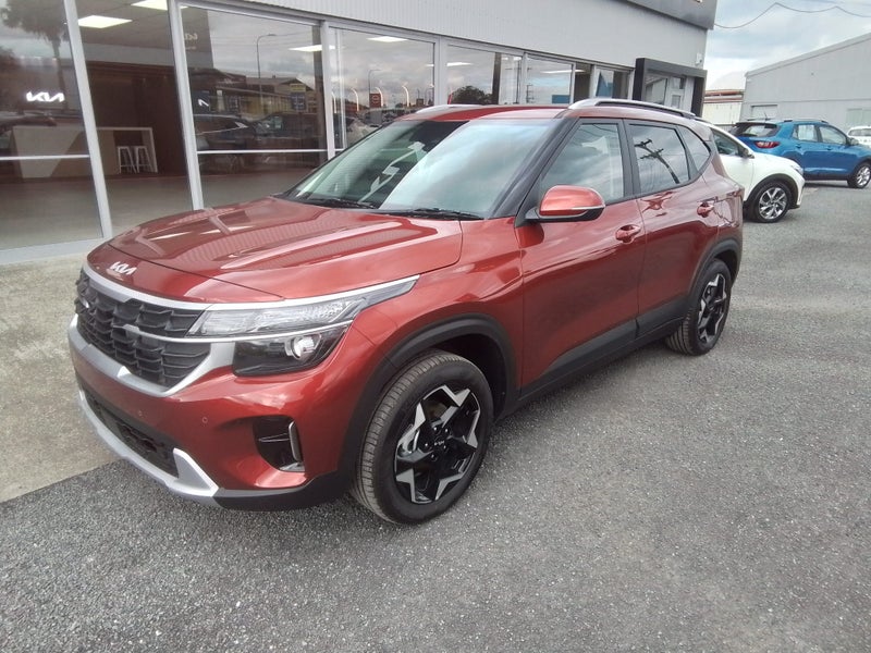 2025 Kia Seltos LX+ 2.0 image 3
