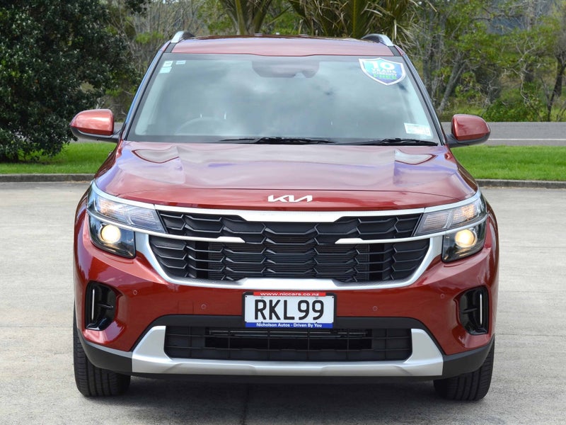 2025 Kia Seltos LX 2.0 image 3