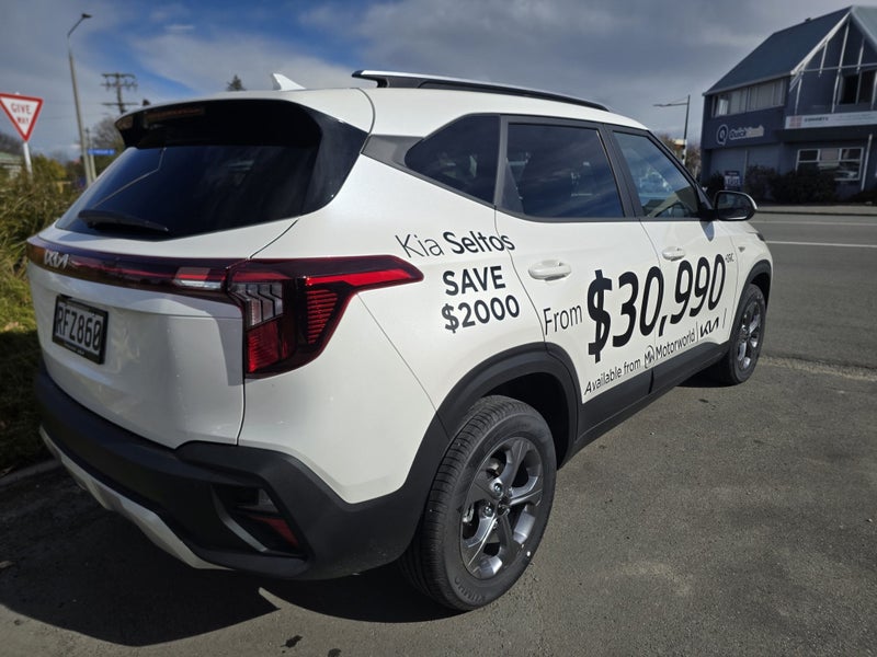 2025 Kia Seltos LX 2.0 Auto - image 4