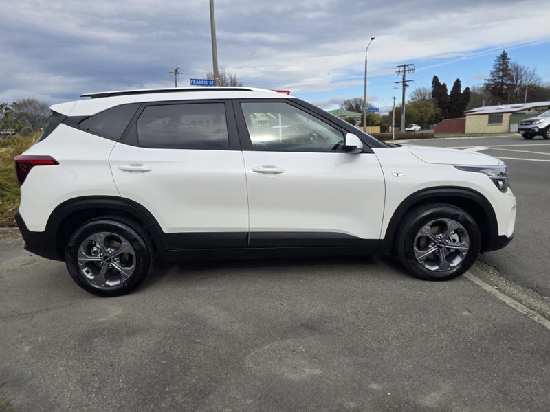 2025 Kia Seltos LX 2.0 Auto - image 2