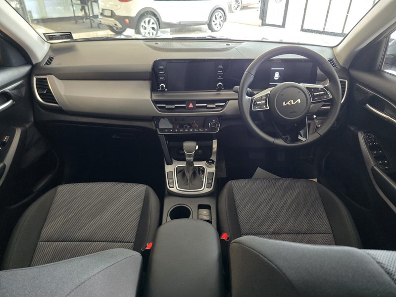 2025 Kia Seltos LX+ 2.0 Auto - image 3