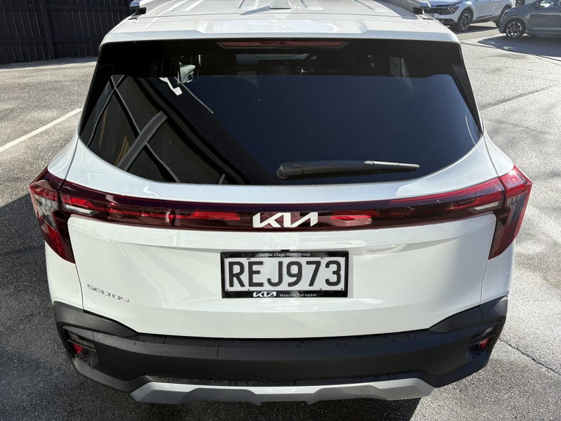 2025 Kia Seltos LX 2.0 IVT image 4