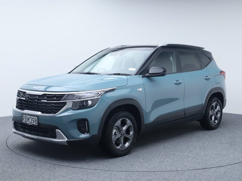2025 Kia Seltos LX 2.0 Petrol (2-Tone) image 4