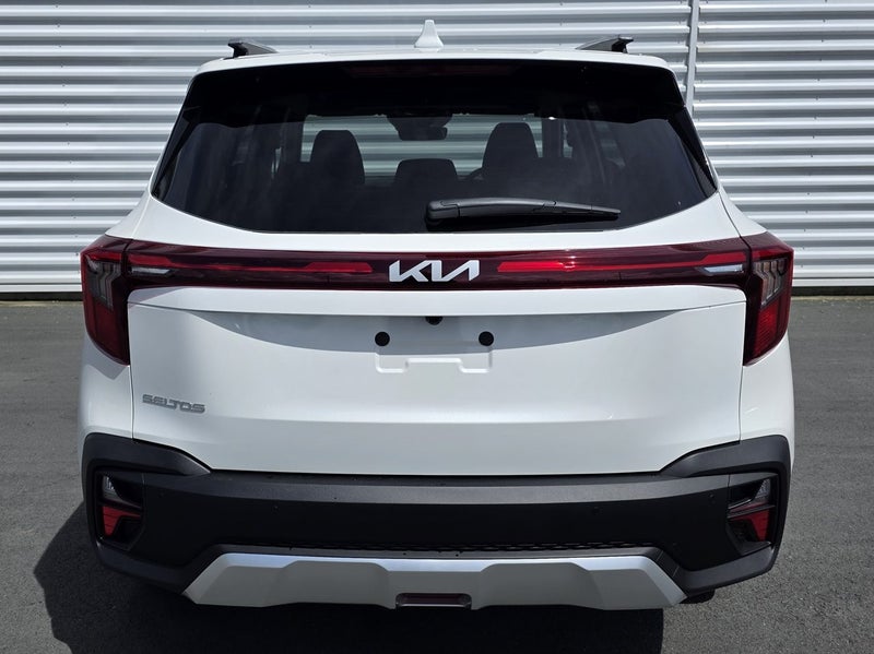 2025 Kia Seltos LX 2.0 Petrol IVT image 5