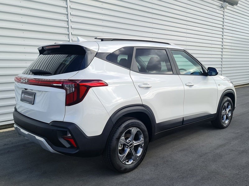 2025 Kia Seltos LX 2.0 Petrol IVT image 4