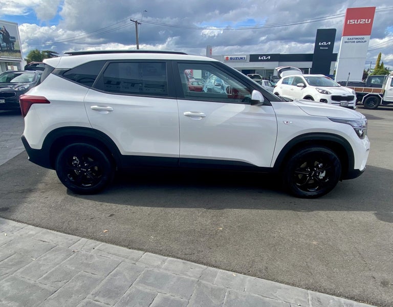 2025 Kia Seltos LX 2.0L Auto image 5