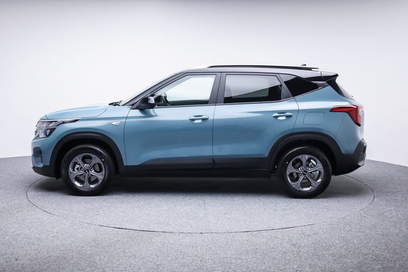 2025 Kia Seltos LX 2.0L DOHC IVT image 4