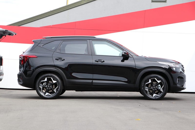 2025 Kia Seltos LX+ 2.0L DOHC IVT image 4