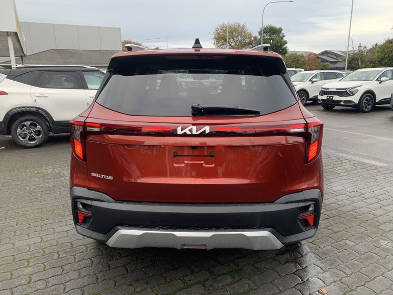2025 Kia Seltos Lx 2.0P/Iv image 4