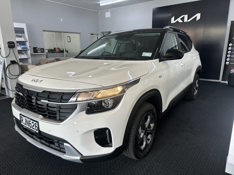 2025 Kia Seltos Lx 2.0P/Iv image 2