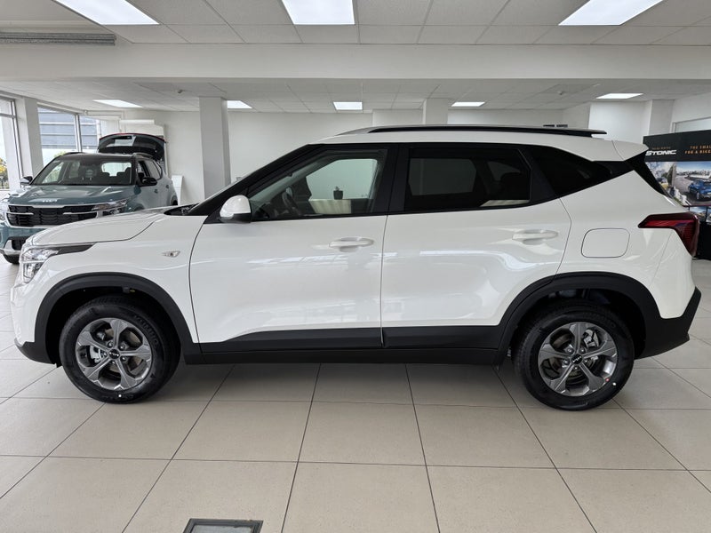 2025 Kia Seltos Lx 2.0P/Iv image 4