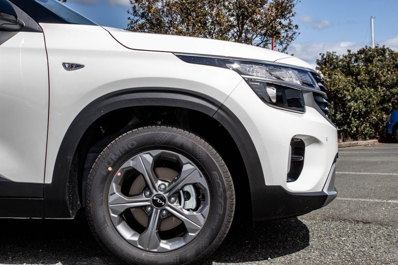 2025 Kia Seltos LX 2.0P/IVT image 4