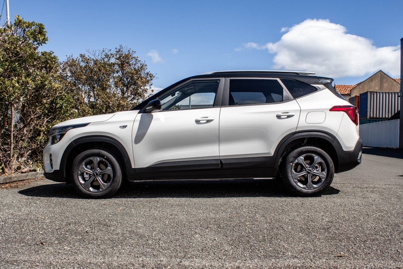 2025 Kia Seltos LX 2.0P/IVT image 5