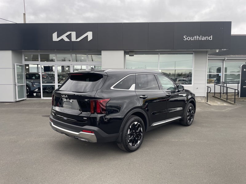 2025 Kia Sorento AWD EX 2.2 Diesel image 5
