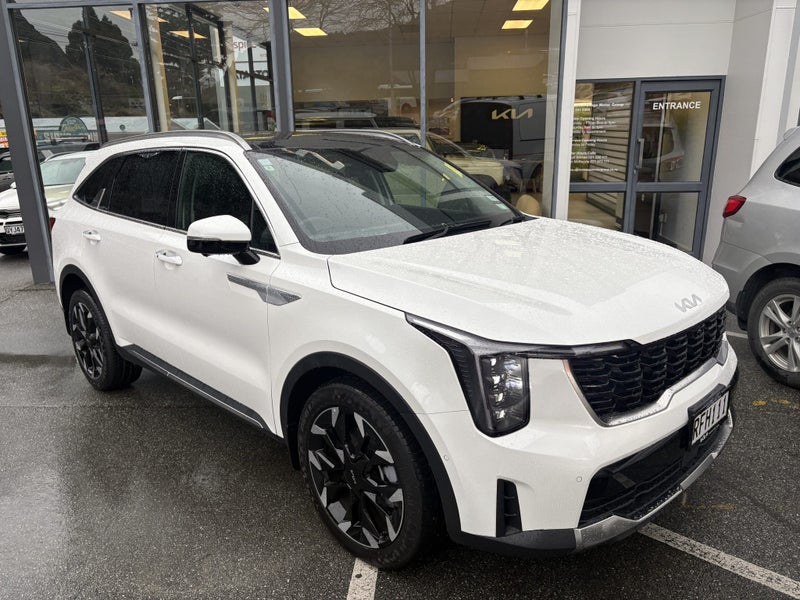 2025 Kia Sorento AWD Premium 2.2 Diesel DCT image 2