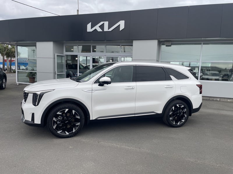 2025 Kia Sorento AWD Premium 2.2D image 5