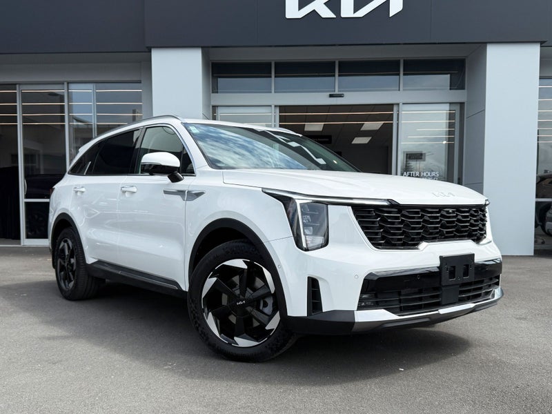 2025 Kia Sorento Deluxe 2.2 Diesel AWD image 1