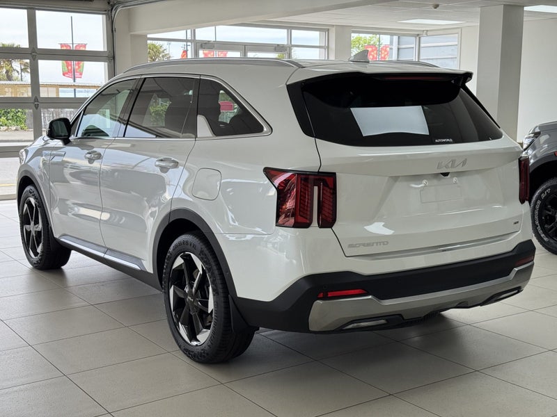 2025 Kia Sorento Deluxe 2.2Dt/4Wd/8Am image 5