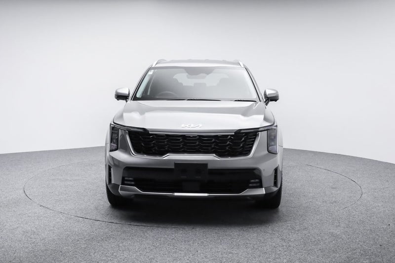 2025 Kia Sorento Deluxe AWD 2.2 Diesel DCT image 2