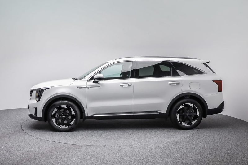 2025 Kia Sorento Deluxe AWD 2.2 Diesel DCT image 4