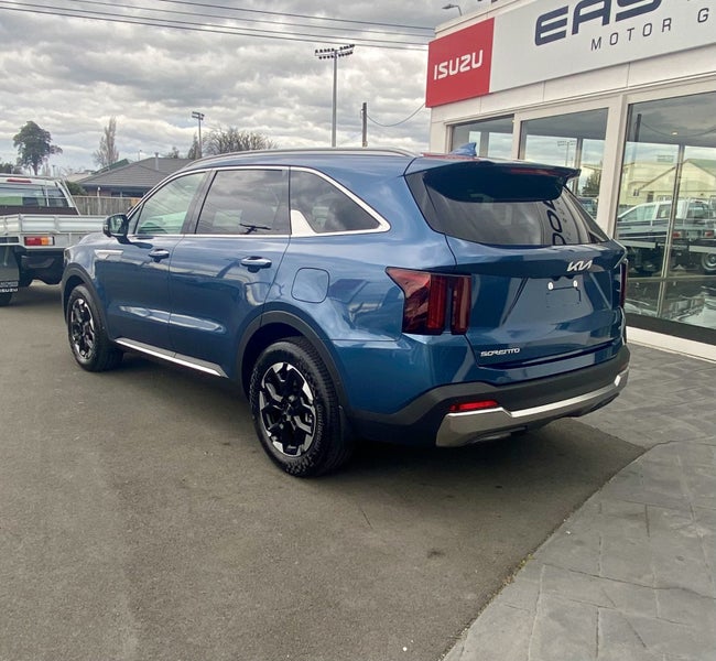 2025 Kia Sorento EX 2.2 Diesel AWD DCT image 3