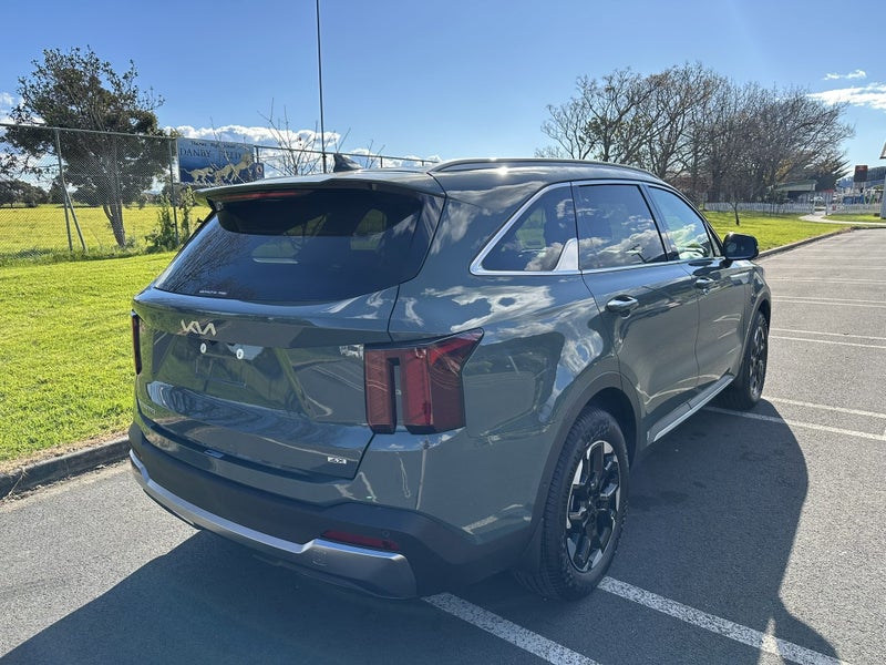 2025 Kia Sorento Ex 2.2Dt/4Wd/8Am image 2