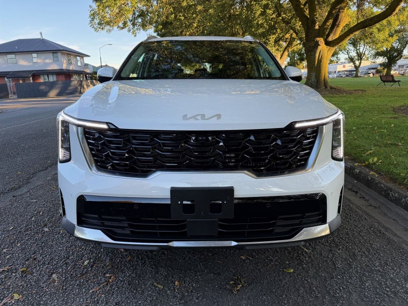 2025 Kia Sorento EX AWD 2.2 Diesel image 2