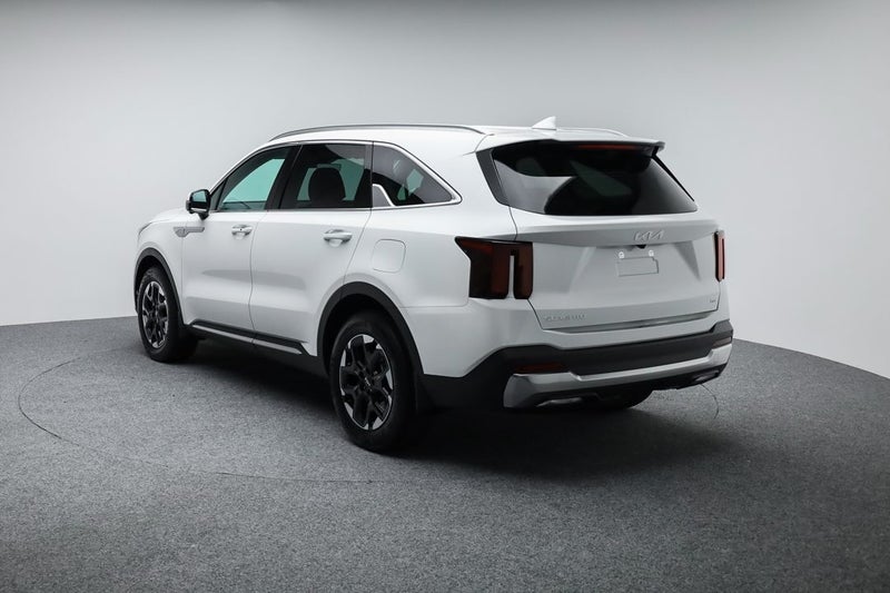2025 Kia Sorento EX AWD 2.2 Diesel DCT image 5