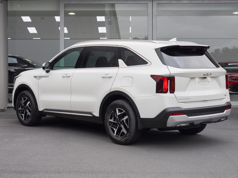 2025 Kia Sorento HEV AWD Earth 1.6PT 6A 5Dr 7 S... image 2